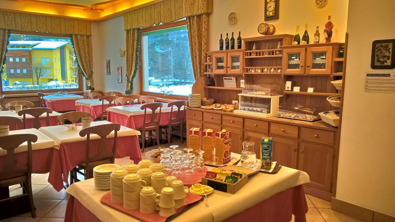 Hotel Zoldana Forno di Zoldo Exterior photo